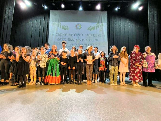 10004 image for slide