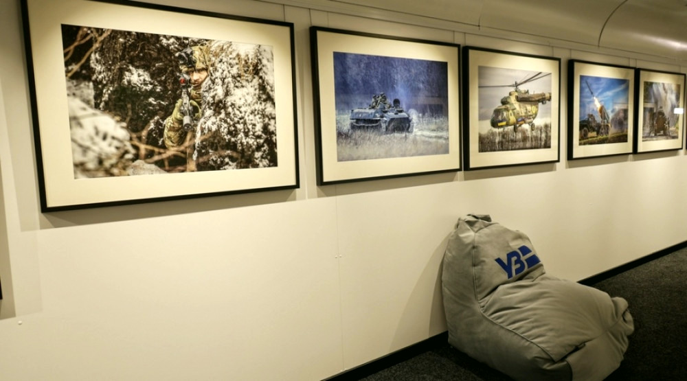 12324 image for slide