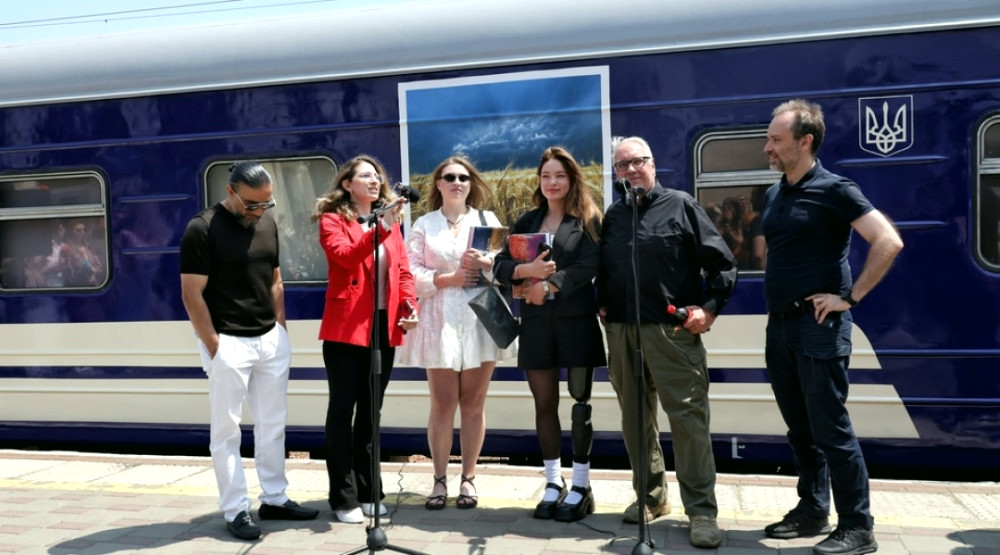 12327 image for slide