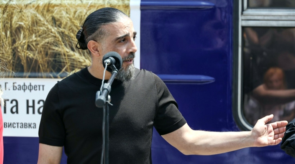 12330 image for slide