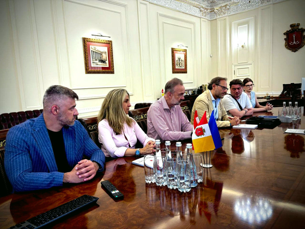 13219 image for slide