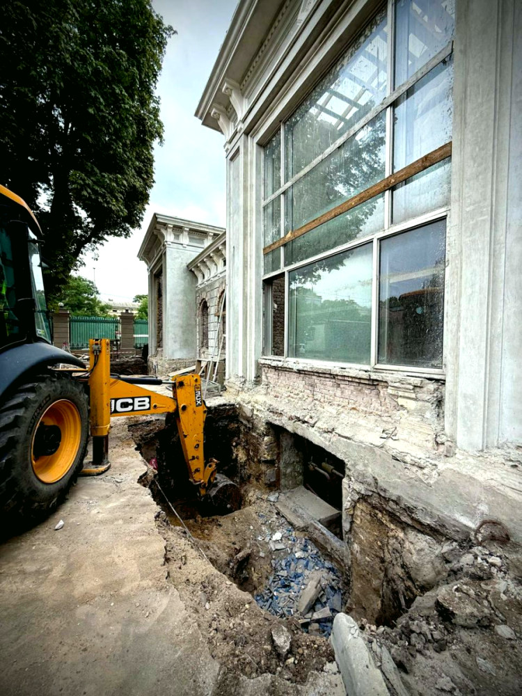 13975 image for slide