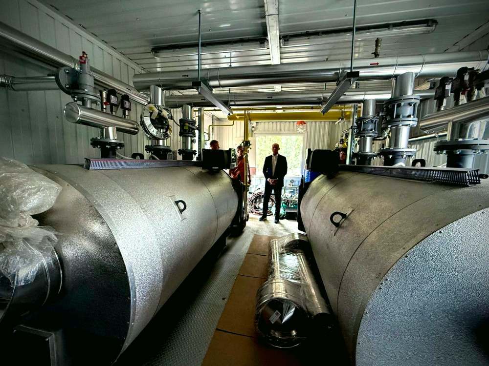 13979 image for slide