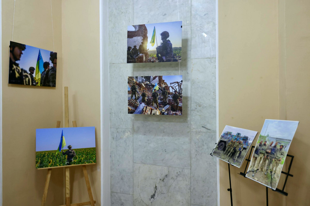 16390 image for slide