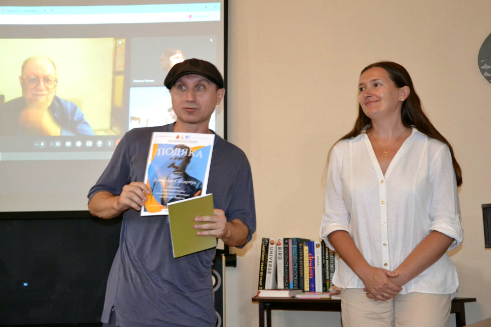 7828 image for slide