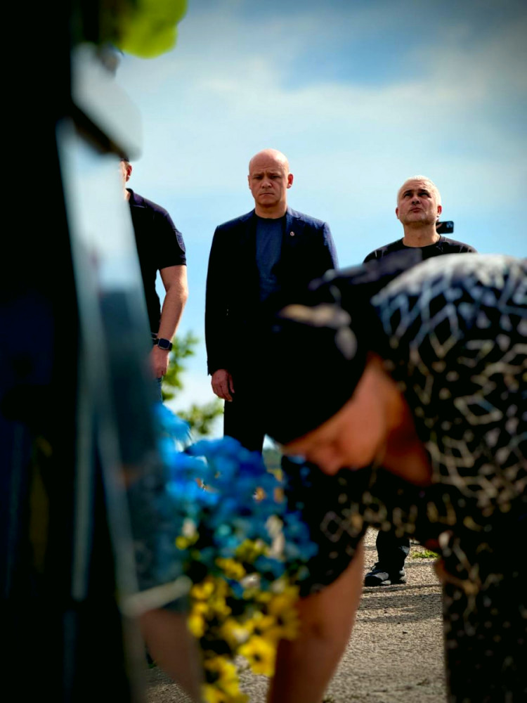 7856 image for slide