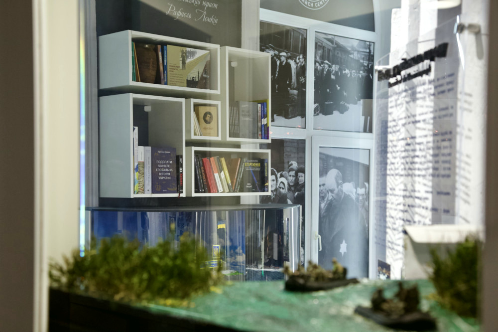 8100 image for slide