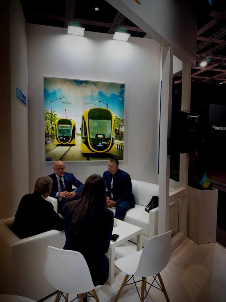 8528 image for slide