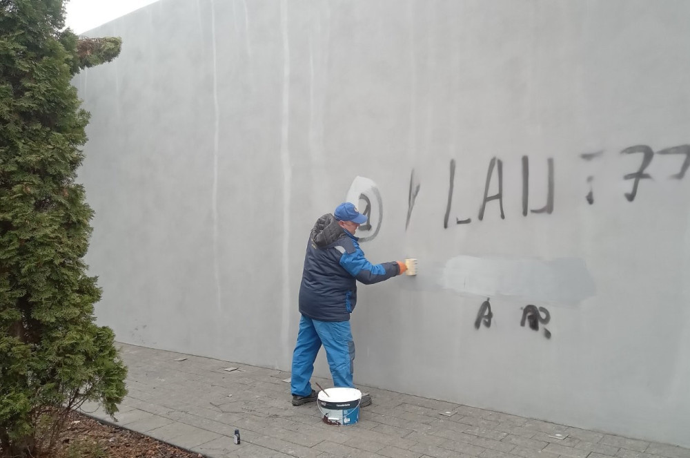 8611 image for slide