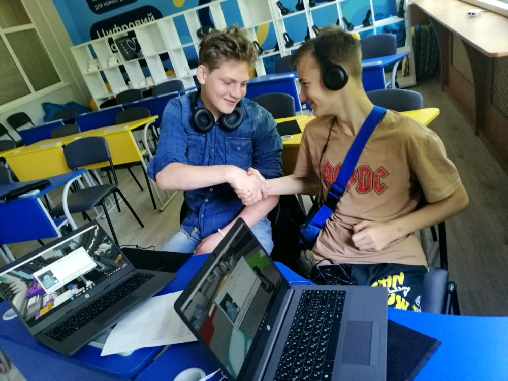 8989 image for slide