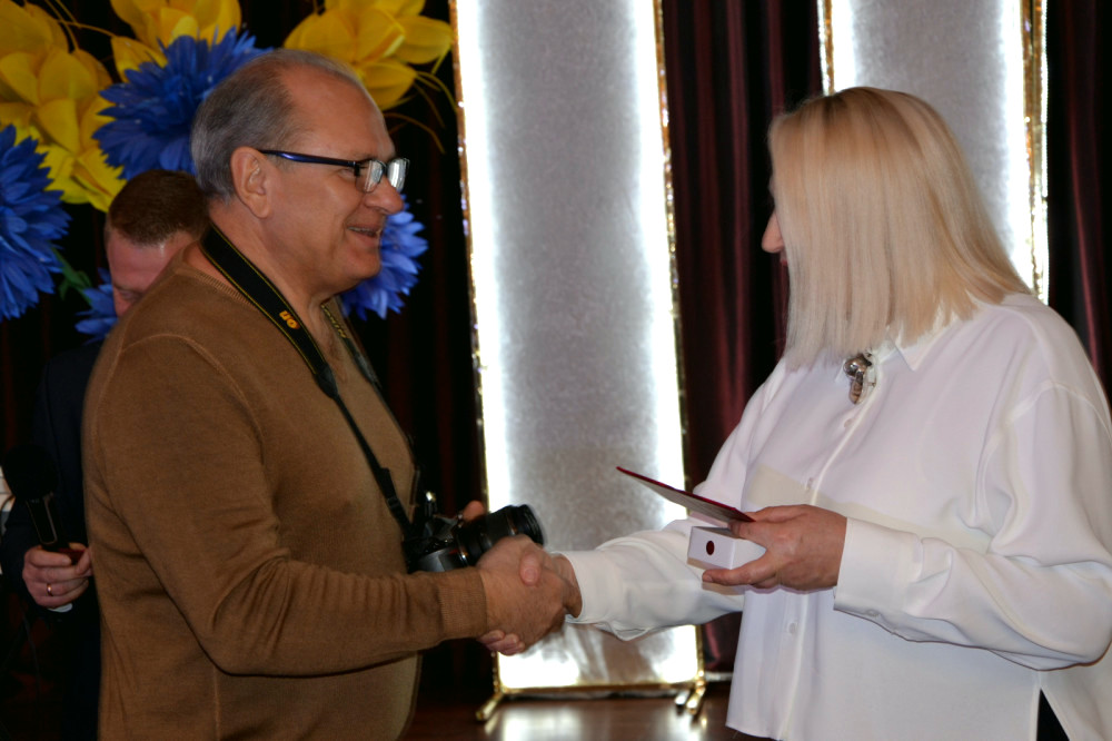 9909 image for slide